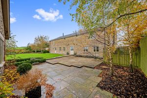 Photo 7- click for photo gallery